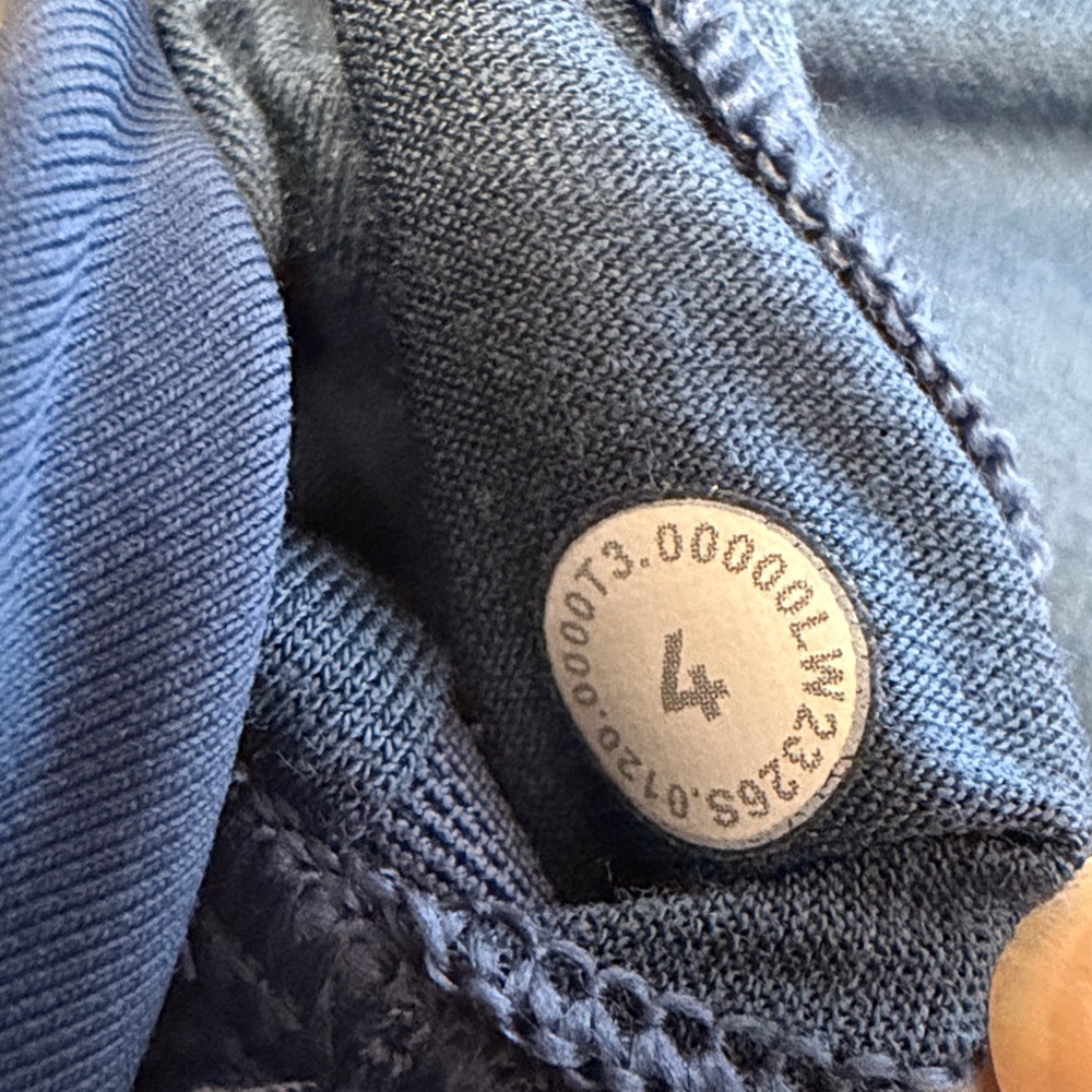 Lululemon Energy Bra - Picture 4 of 4